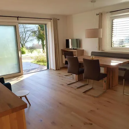 Traunstein Apartment *